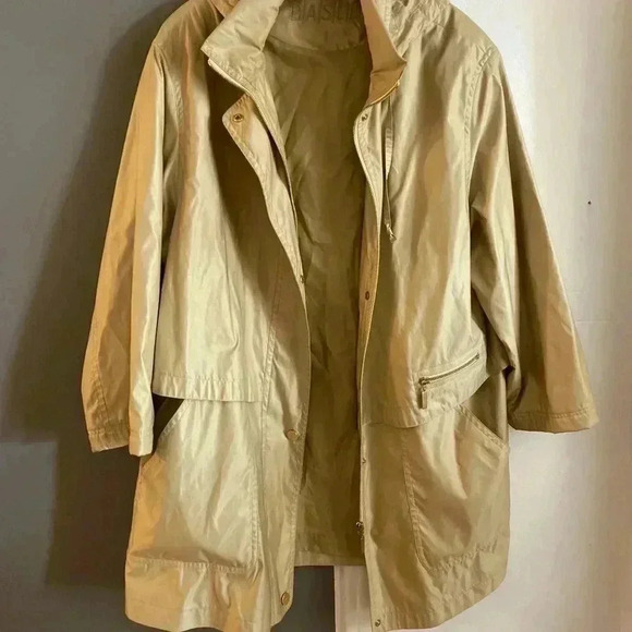 Basler  trench-coat - Picture 1 of 7